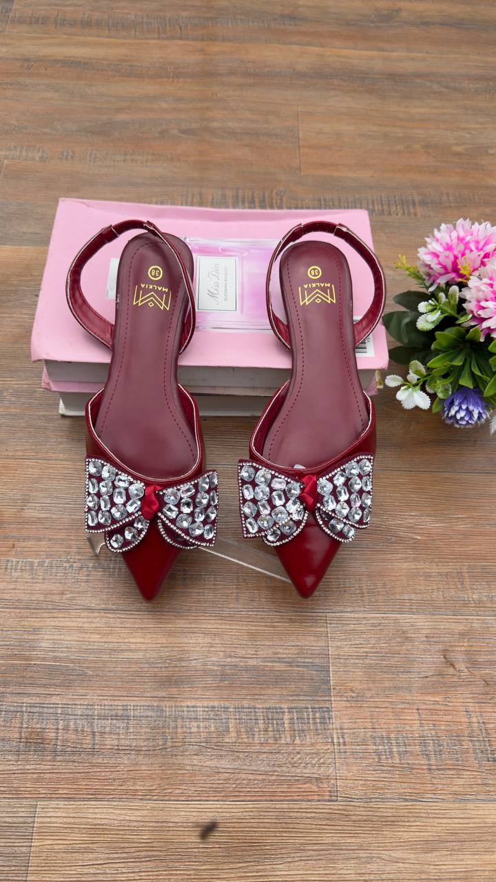 Flat shoe