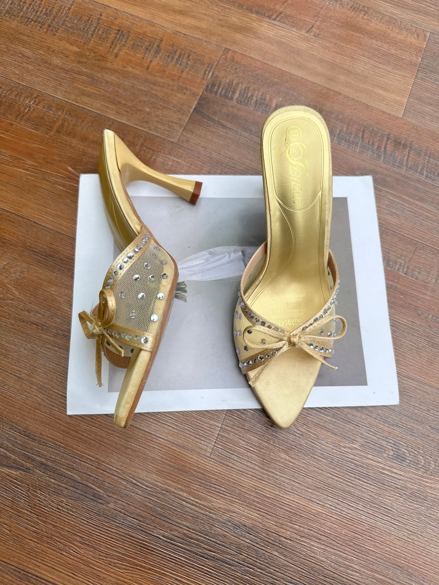 3G stone heels