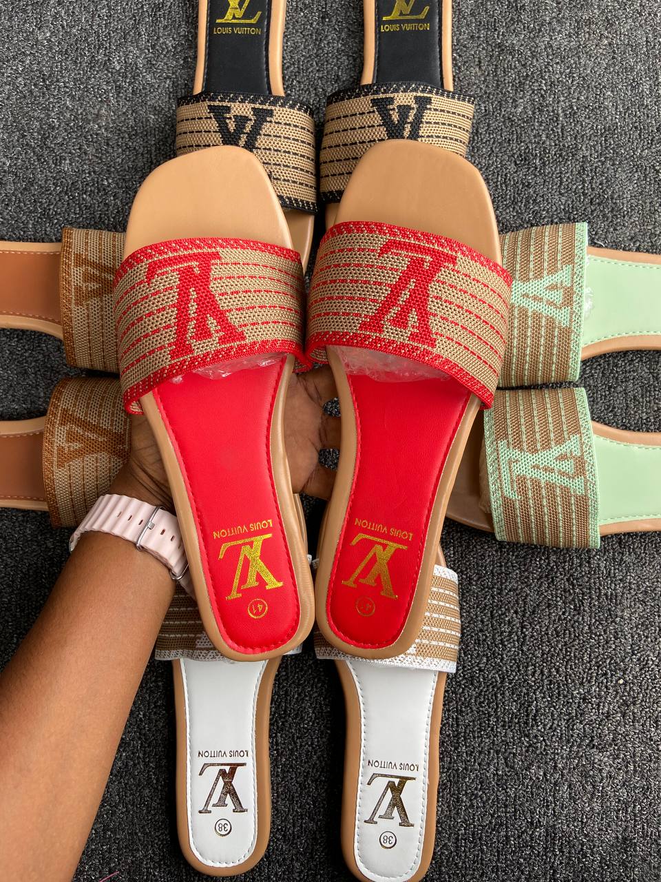Louis Vuitton slippers