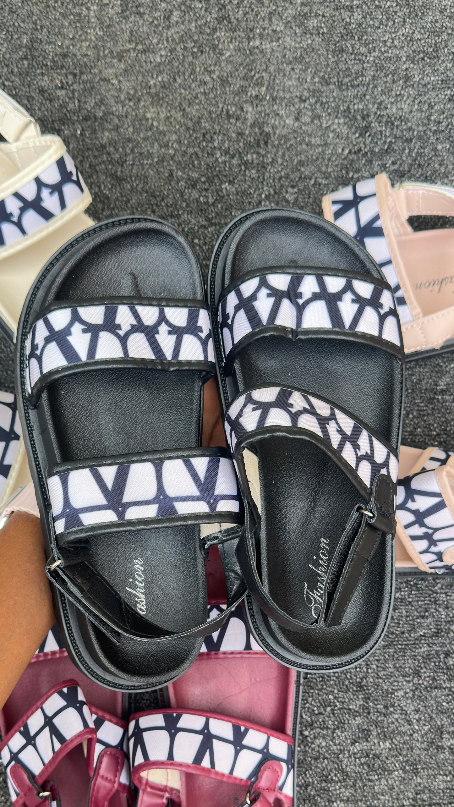 Fashion sandal