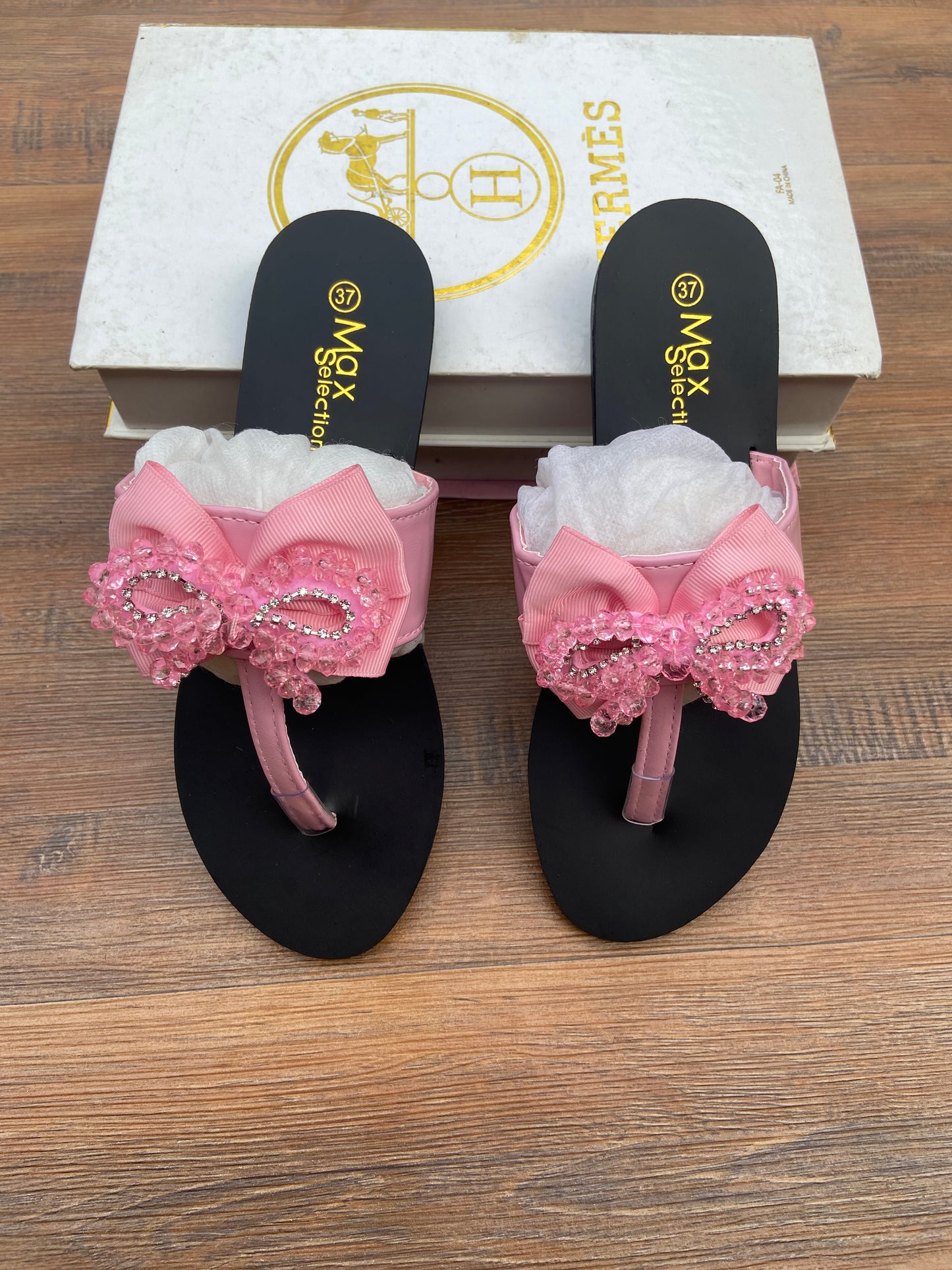 Bow  slippers