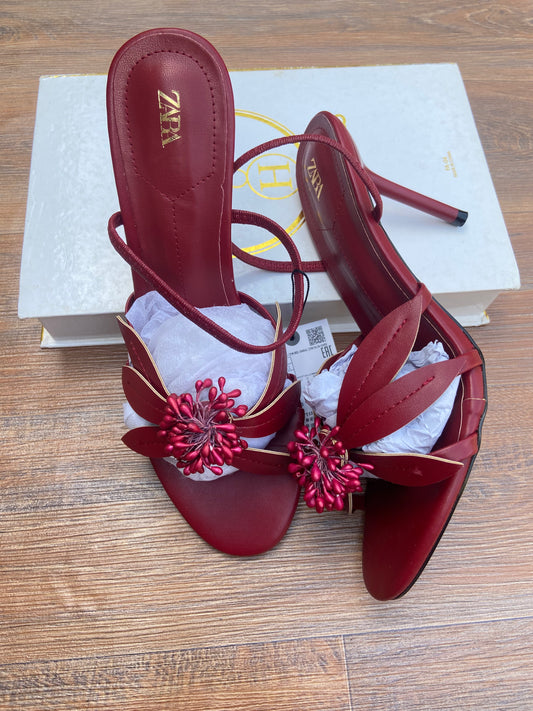 Leaf heels