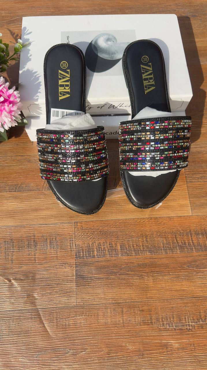Favour slippers