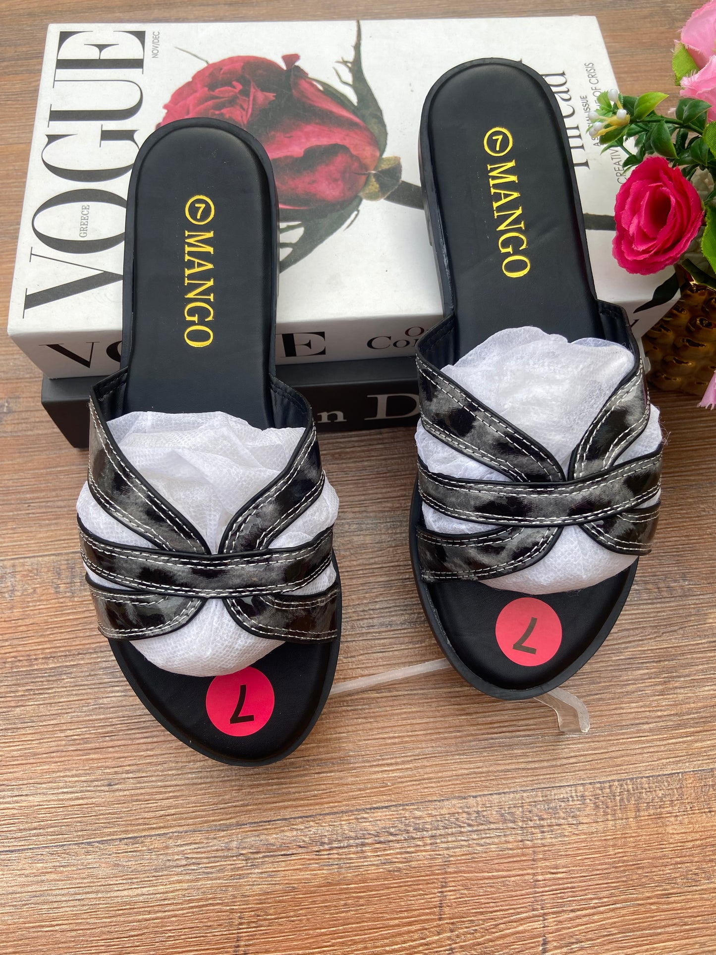 Mango slippers