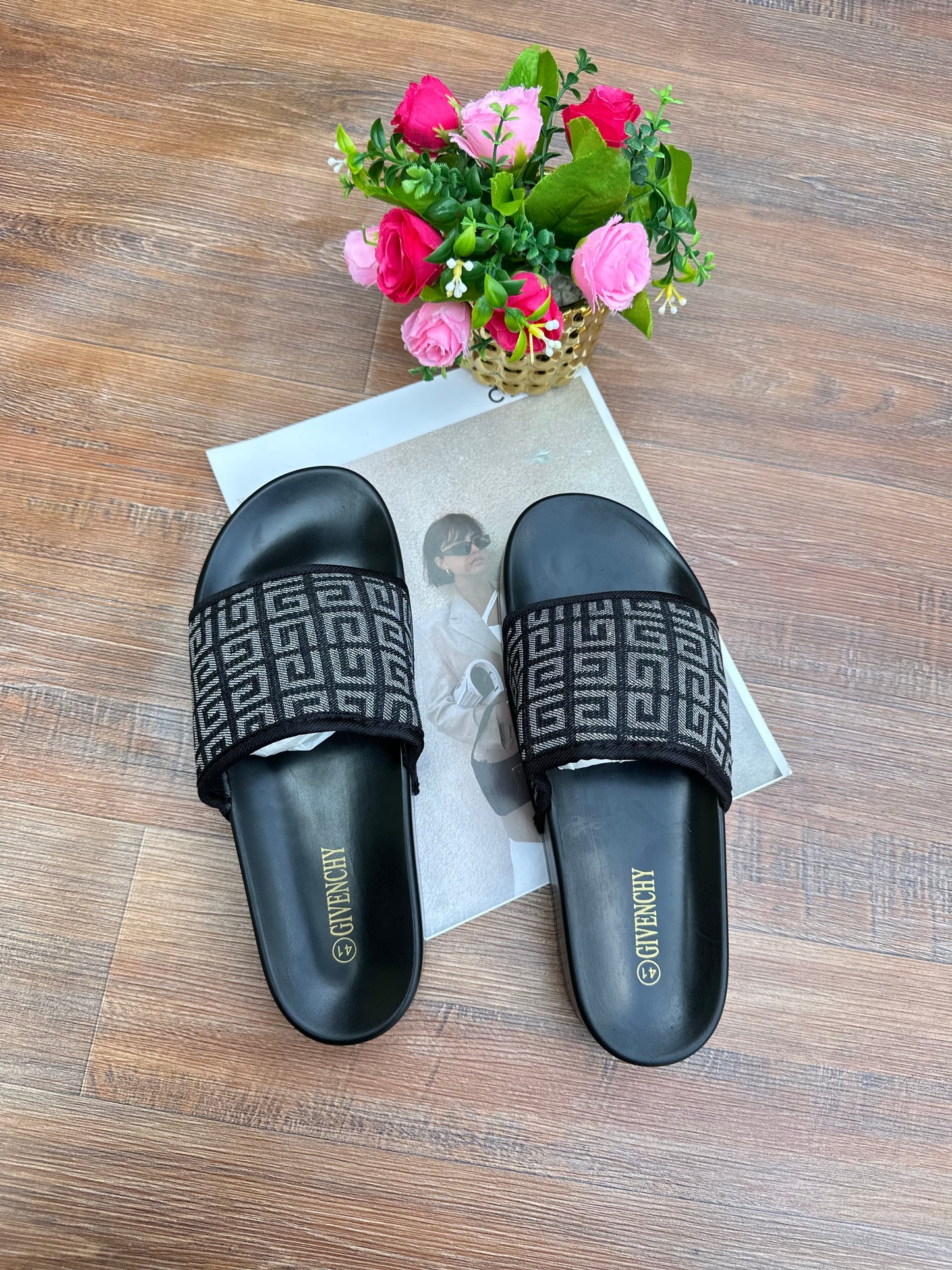 Givenchy men slide