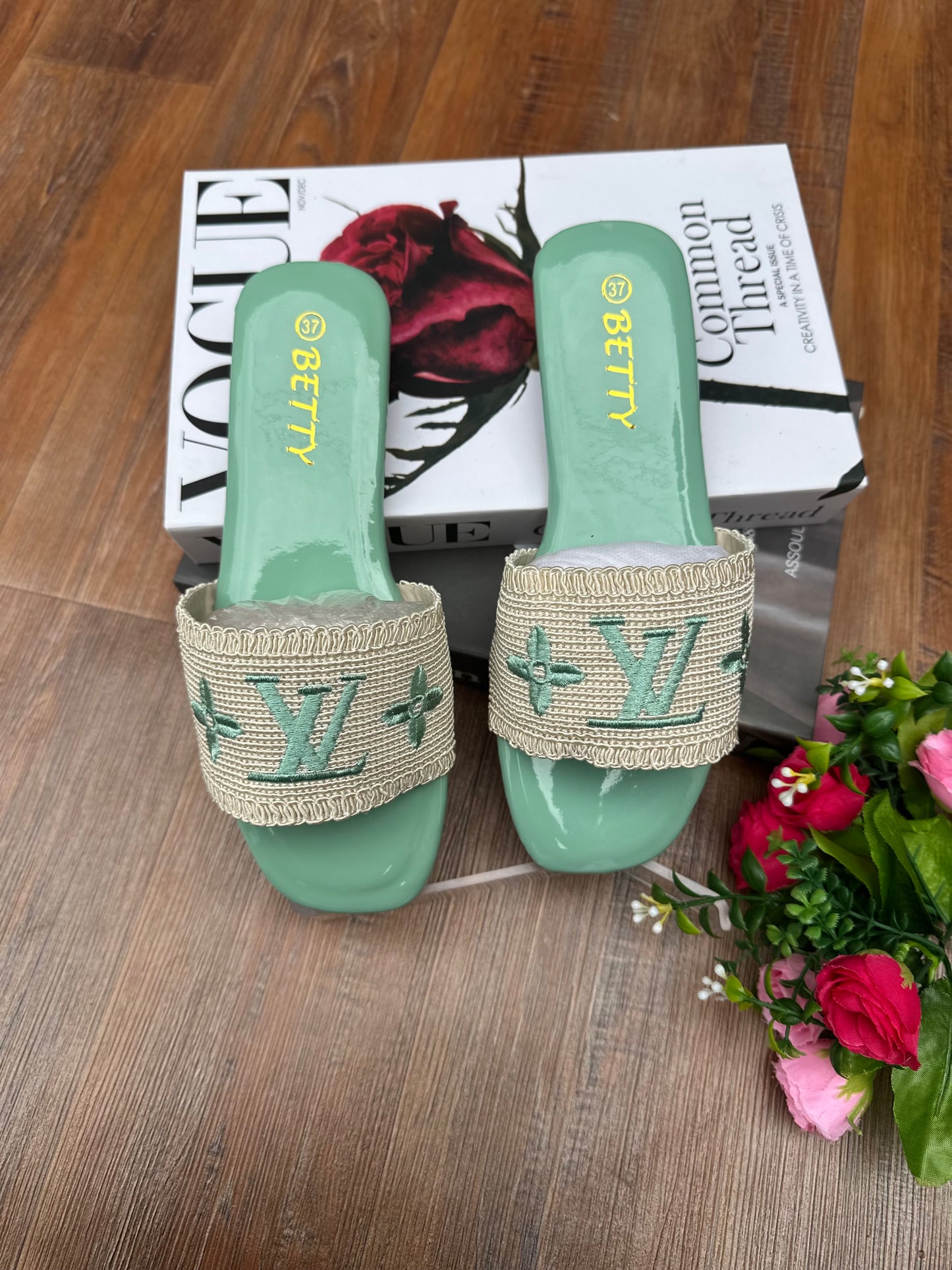 Betty slippers