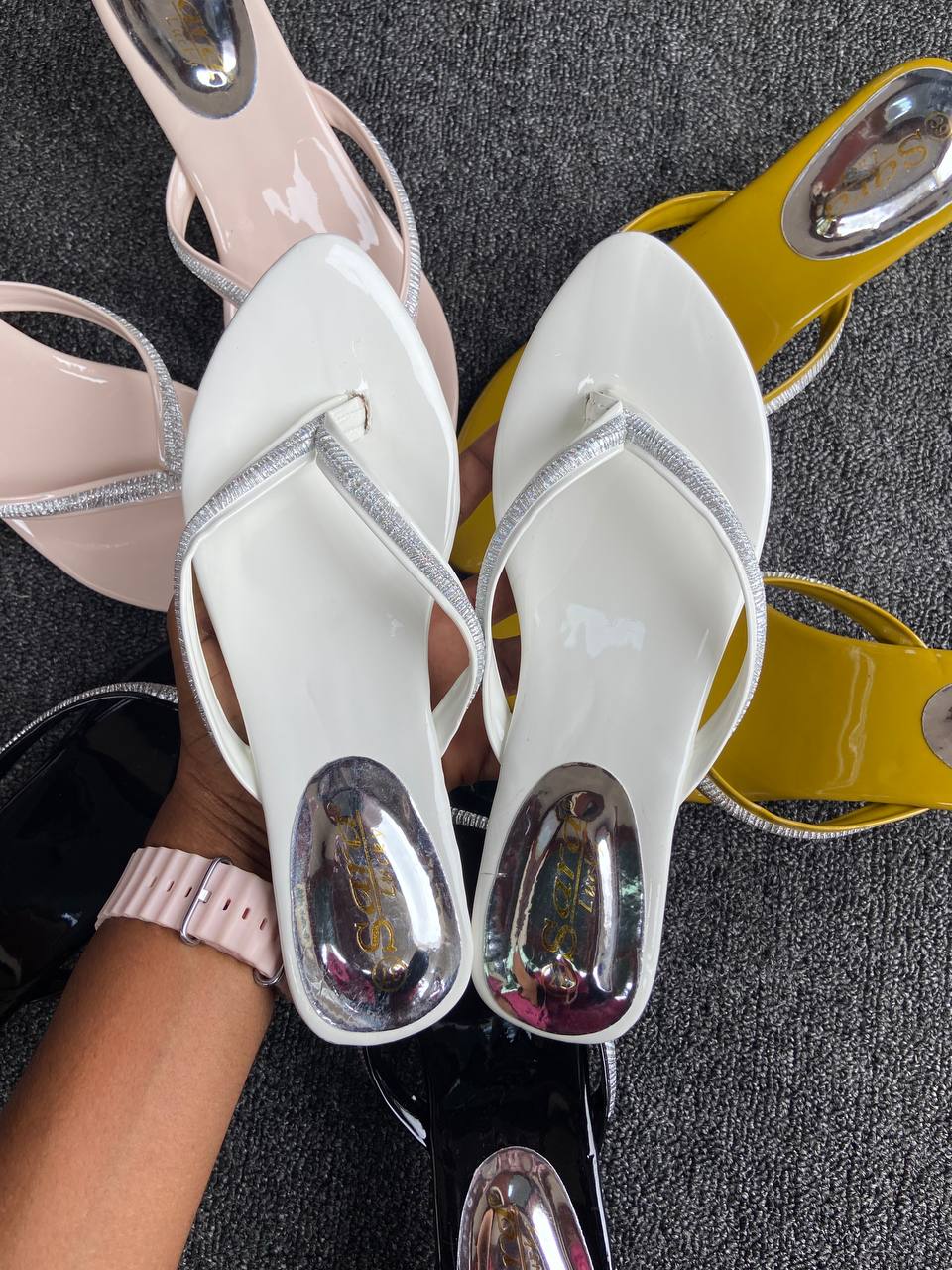 Sara lucky heels