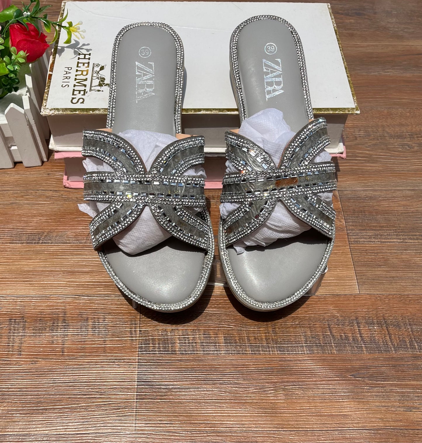 Zara shine