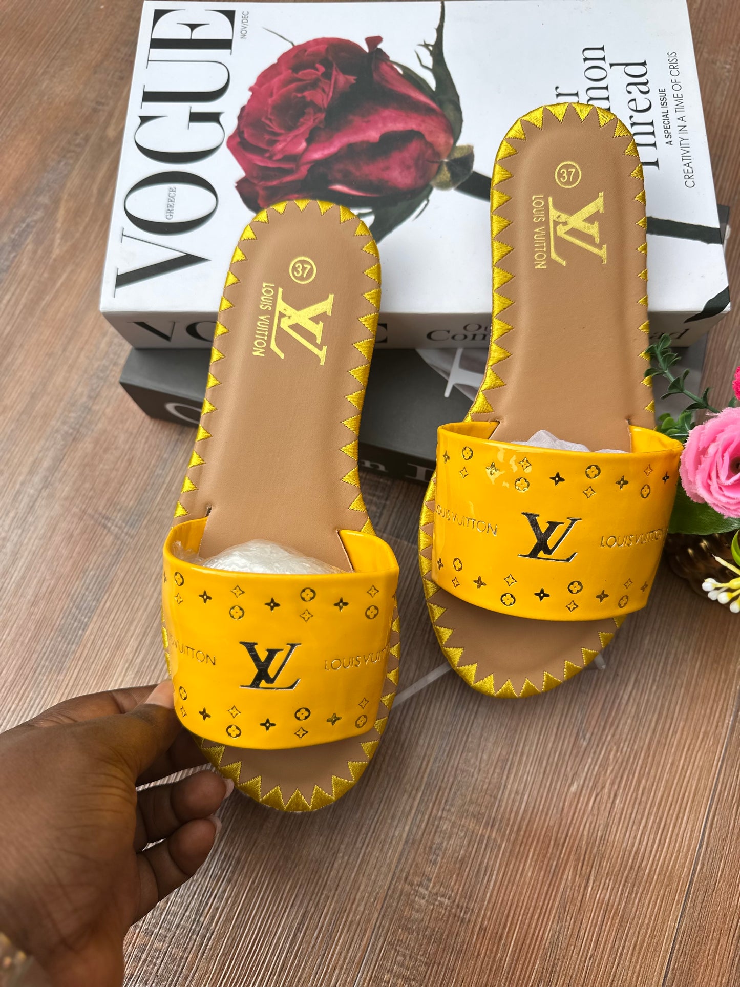 Lv cute slippers