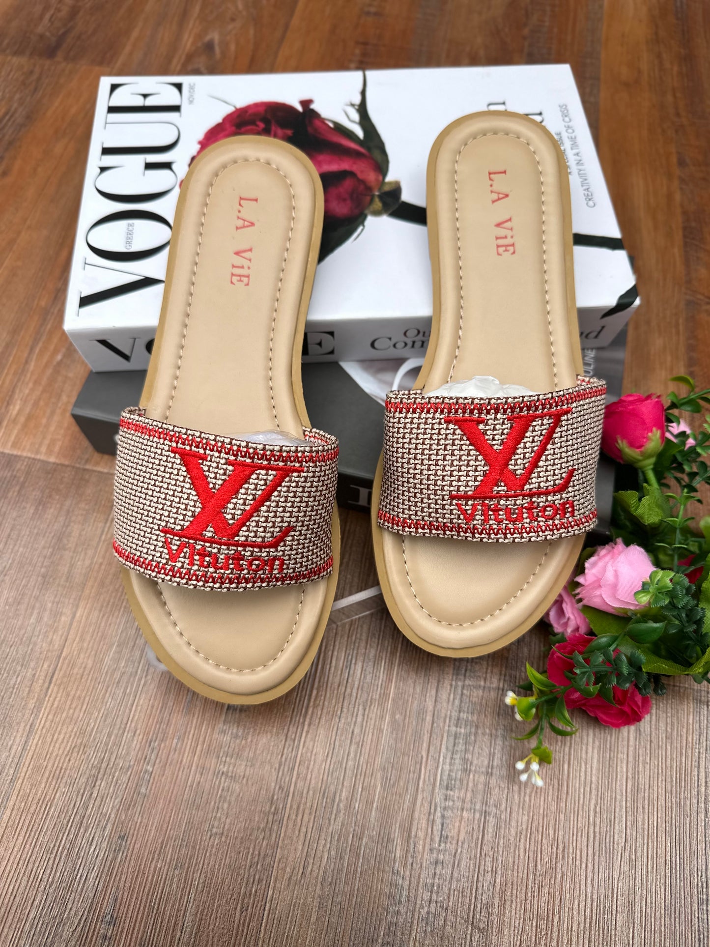 L.A SLIPPERS