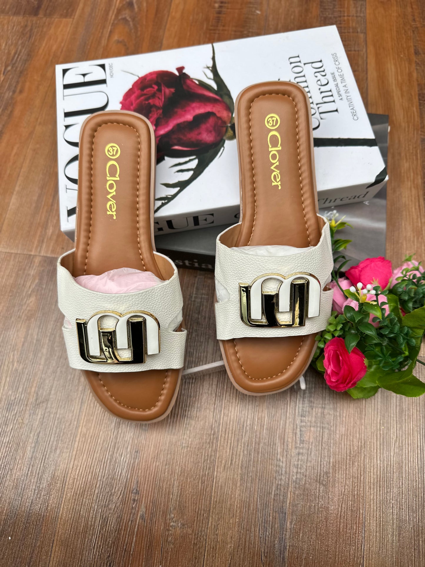 Clover m m