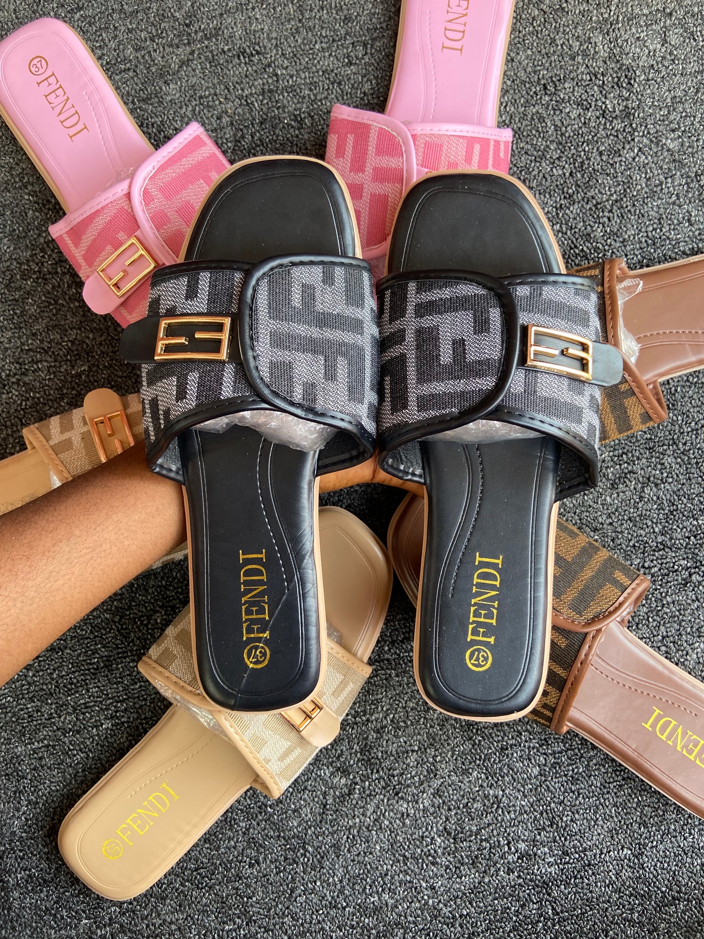 FENDI  slippers