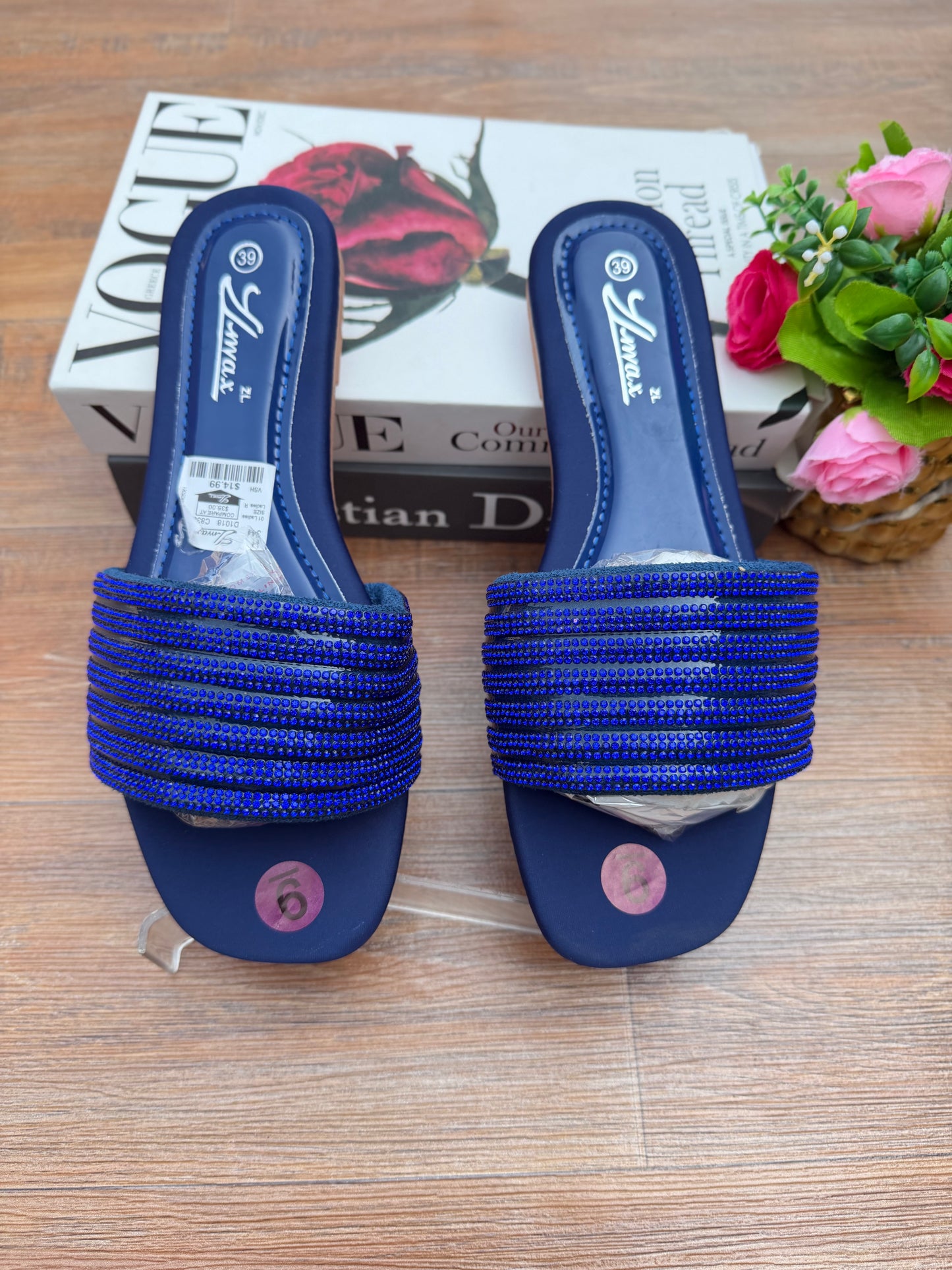 Max slippers