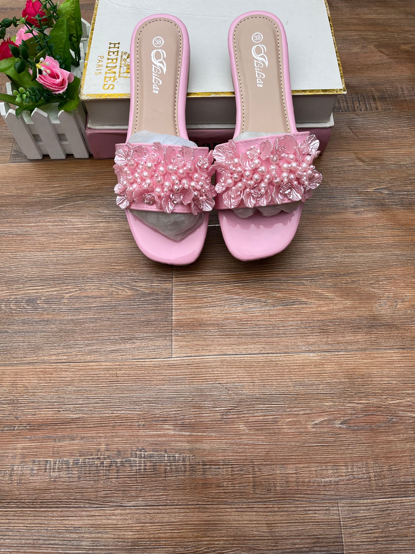 Pinky bead
