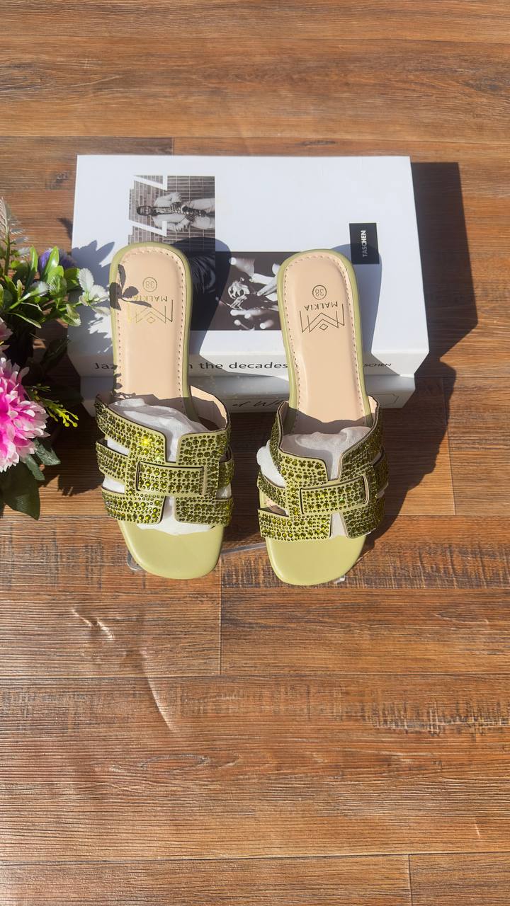 Harmoney slippers