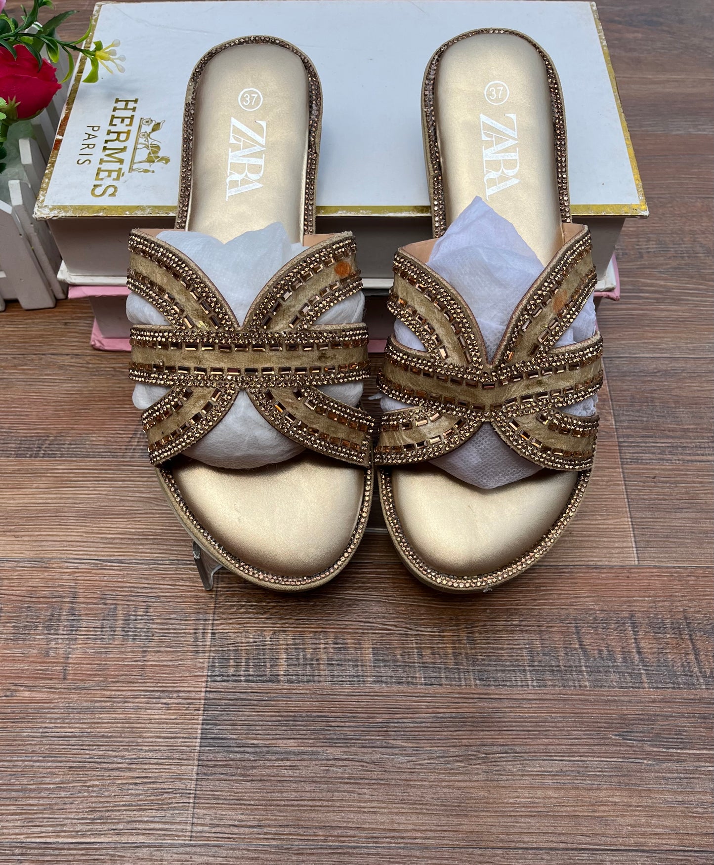 Zara shine