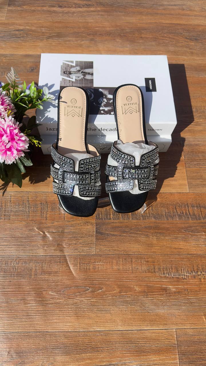 Harmoney slippers